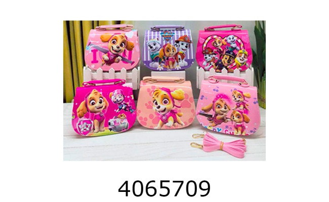 Сумочка дитяча лак 