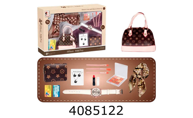 Біжутерія в коробці з сумочкою (хустинка годинниктіні сережкипомадагаманець)  37*8*53 (24) S-1