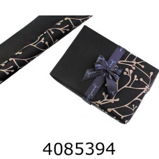 Папір подар. 70*800см чорни з гілочкою 70г/м 255-1517