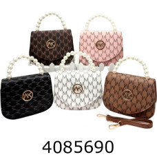 Сумочка дитяча лак 6 видів15*12*6см (6) 9911