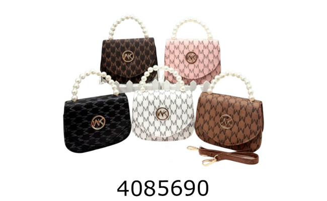 Сумочка дитяча лак 6 видів15*12*6см (6) 9911