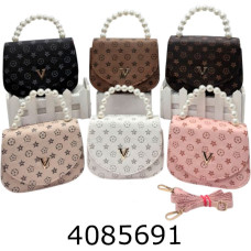 Сумочка дитяча лак 6 видів15*12*6см (6) 9910