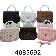 Сумочка дитяча лак 6 видів16*11*6см (6) 9002