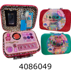 Косметика в валізі D17-C031