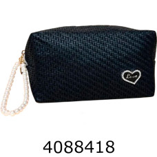 Косметичка чорна з перлинною ручкою 18*11*8см (200) 25-590